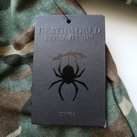 Deathworld Camo Jacket Small NWT - Picture 16 of 16